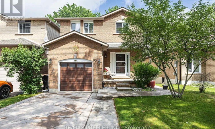 93 Kate Aitken Crescent
