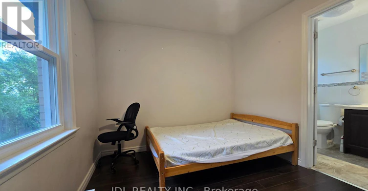 ROOM MB-68 Meadowview Avenue, Markham, ON, L3T 1K7 - 2