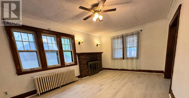 62 Plains Road E, Burlington, ON, L7T 2B9 - 8