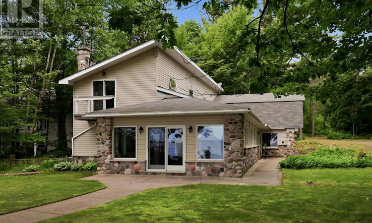 15 Dominion Park Drive