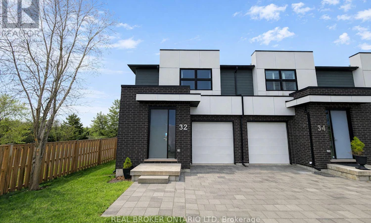 32-499 Sophia Crescent