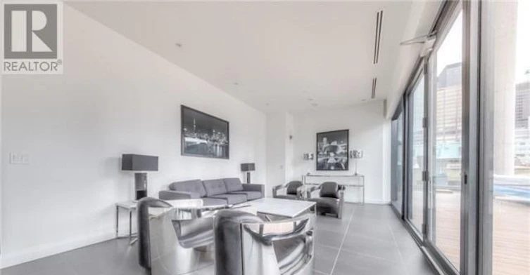704-224 King Street W, Toronto, ON, M5H 0A6 - 10