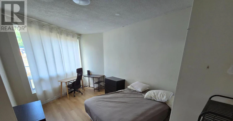 6-558 Spadina Crescent, Toronto, ON, M5S 2J9 - 3