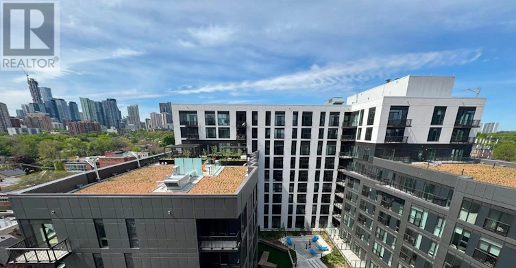 910-10 Oak Street, Toronto, ON, M5A 0Z1 - 2