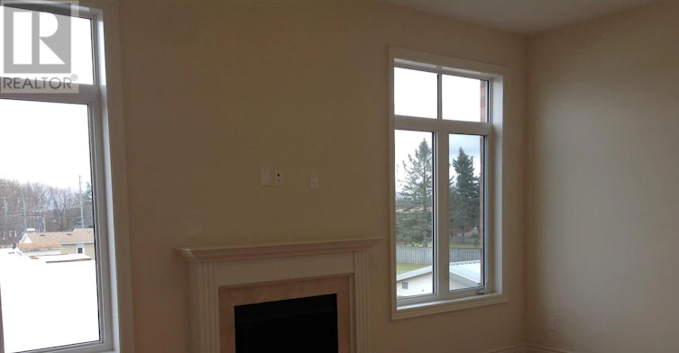 64 Cayton Crescent, Bradford West Gwillimbury, ON, L3Z 0V9 - 2
