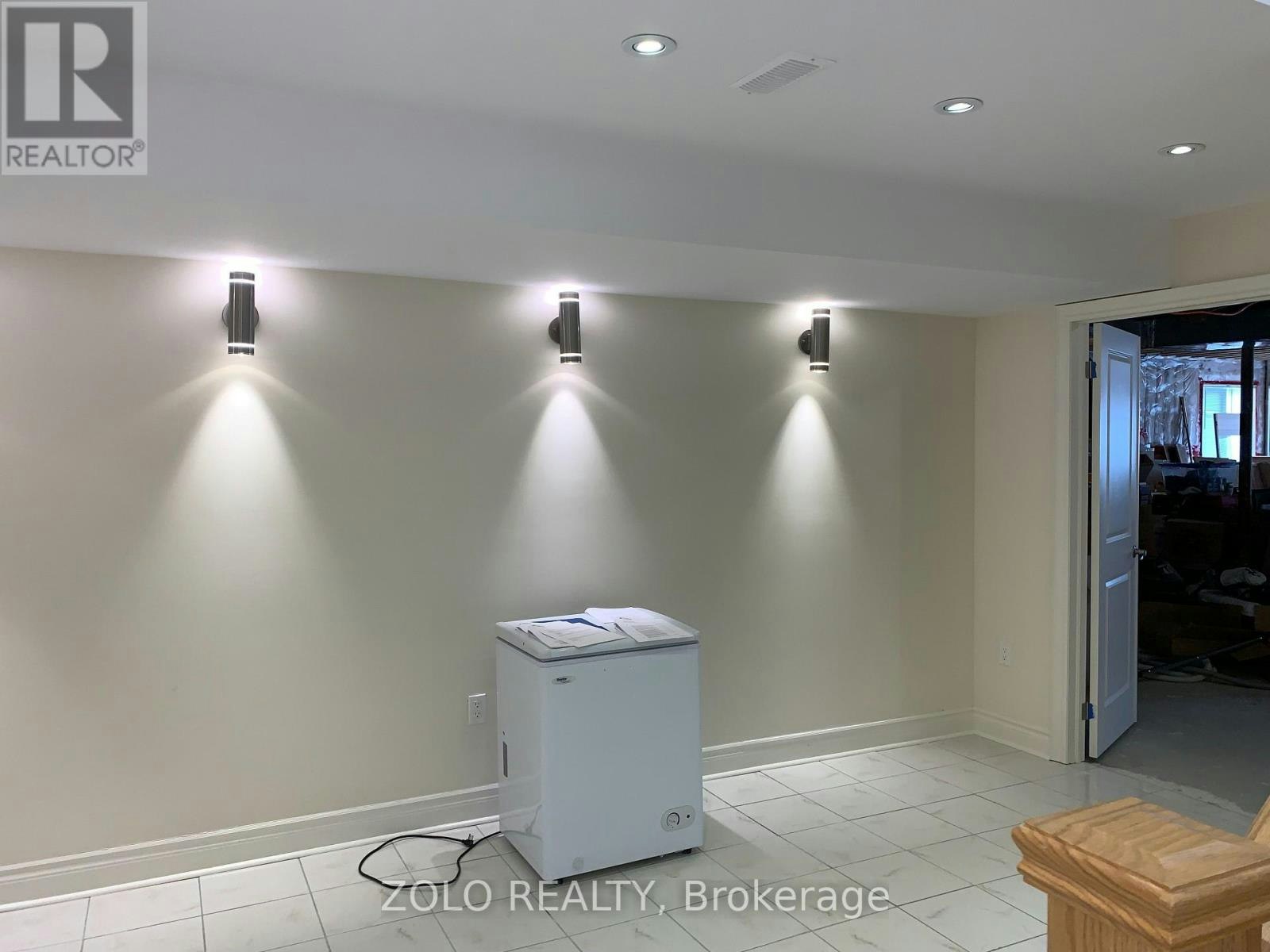 64 Cayton Crescent, Bradford West Gwillimbury, ON, L3Z 0V9 - 24