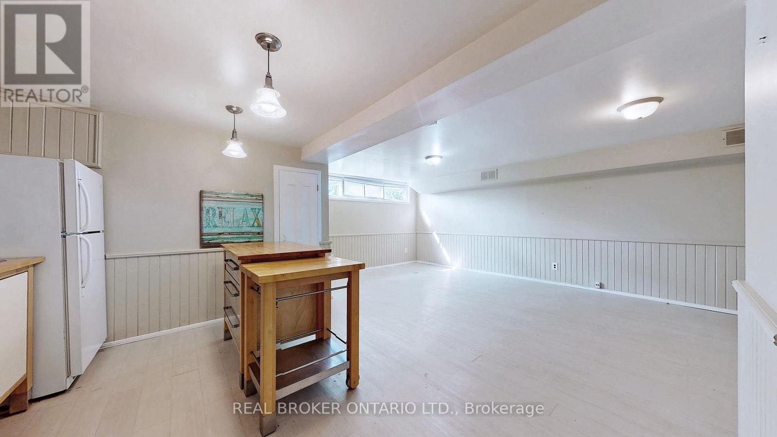 351 Taylor Mills Drive N, Richmond Hill, ON, L4C 2T8 - 5