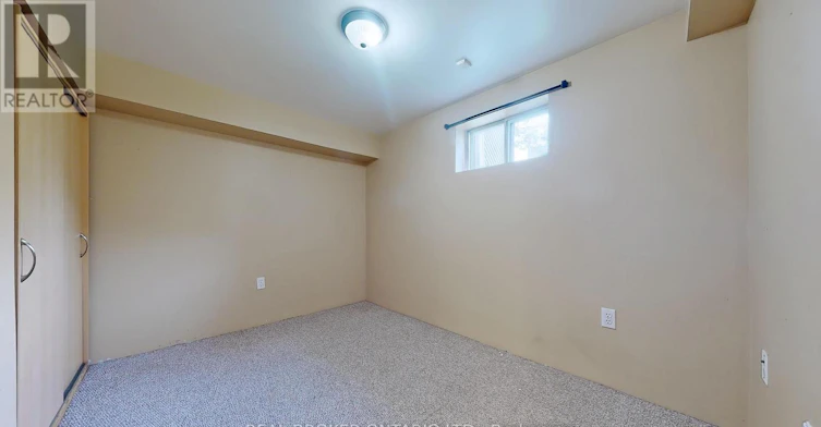 351 Taylor Mills Drive N, Richmond Hill, ON, L4C 2T8 - 7