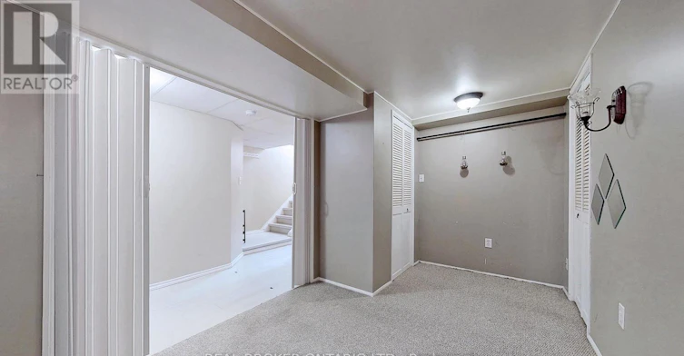 351 Taylor Mills Drive N, Richmond Hill, ON, L4C 2T8 - 6