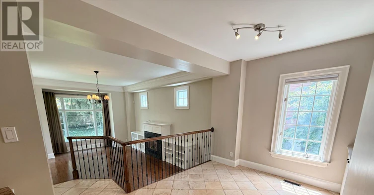 398 Maple Avenue, Oakville, ON, L6J 2H9 - 6