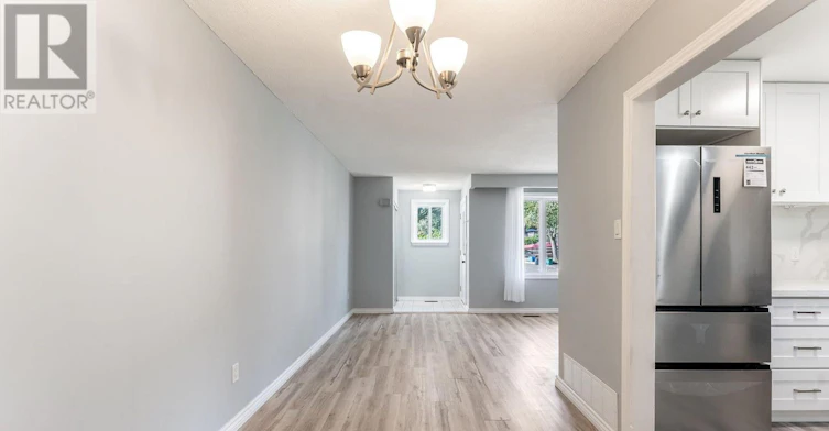 443 Brest Court, Oshawa, ON, L1H 5X7 - 10