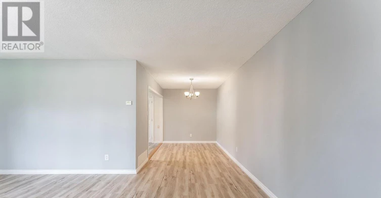 443 Brest Court, Oshawa, ON, L1H 5X7 - 3