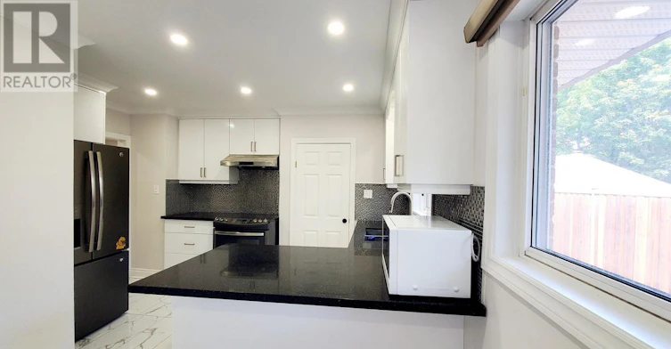 80 Main Street, Markham, ON, L3R 2E7 - 7