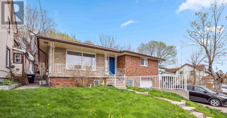 2-97 John Street E, Bradford West Gwillimbury, ON, L3Z 2B1 - 2