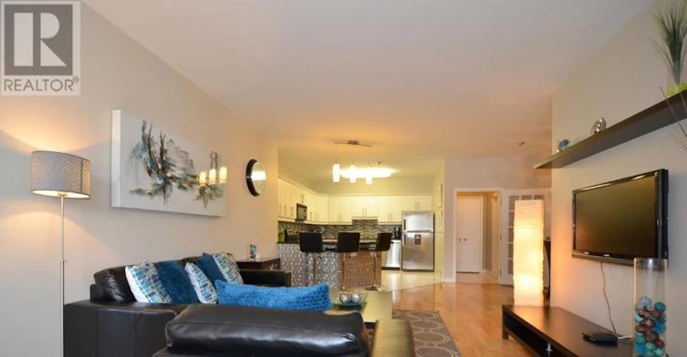 202-630 Main Street E, Hamilton, ON, L8M 1J7 - 3