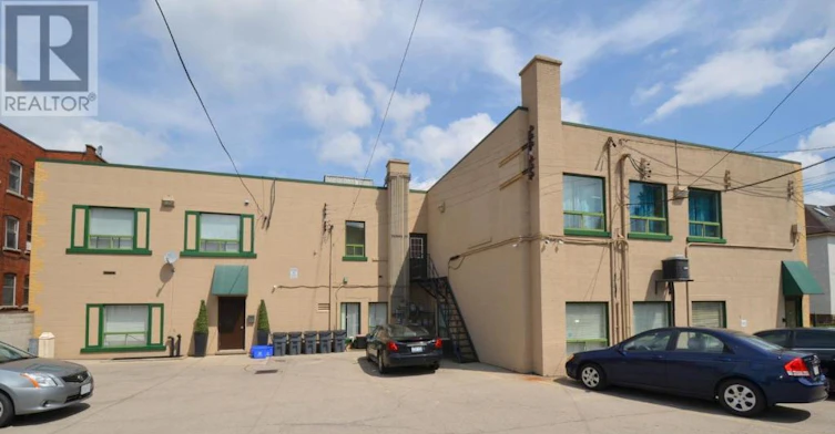 202-630 Main Street E, Hamilton, ON, L8M 1J7 - 9