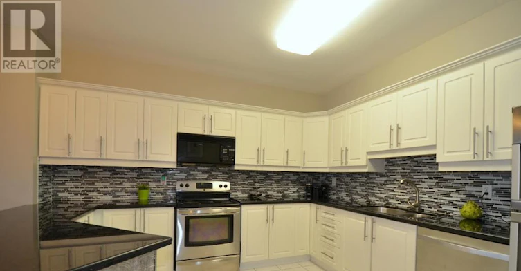 202-630 Main Street E, Hamilton, ON, L8M 1J7 - 7