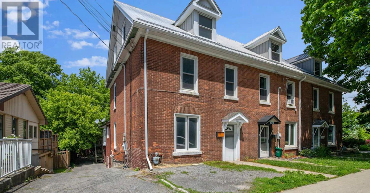 322 King Street W, Brockville, ON, K6V 3S3 - 2
