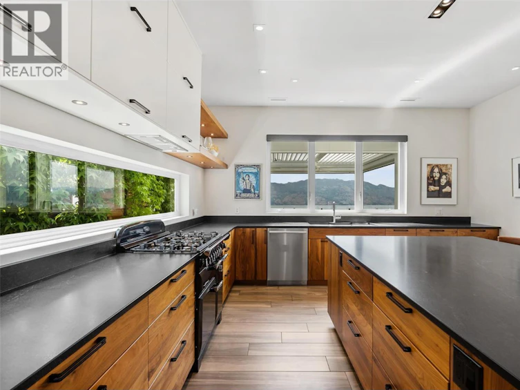 1384 Pinot Noir Drive, West Kelowna, BC, V4T 3J1 - 22