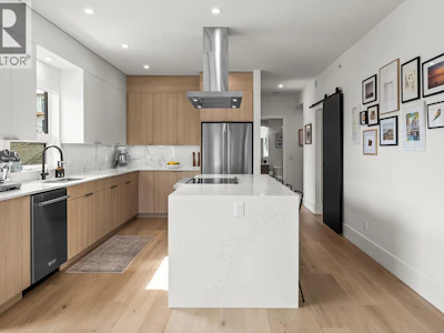 303-640 Wardlaw Avenue - 4