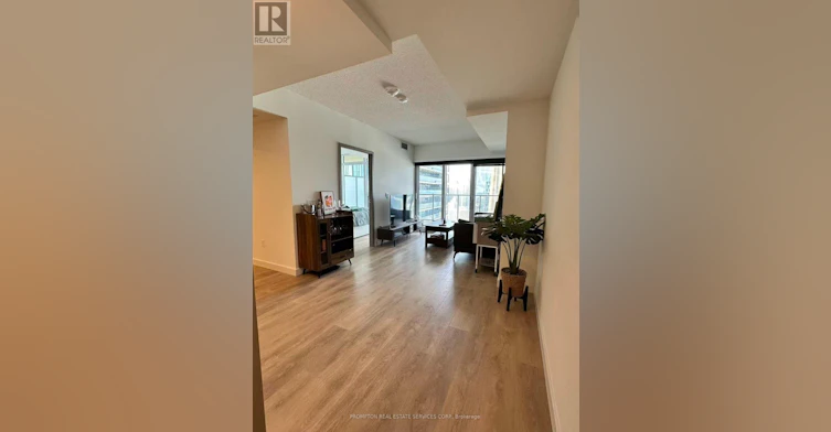 5208-3 Concord Cityplace Way, Toronto, ON, M5V 0X4