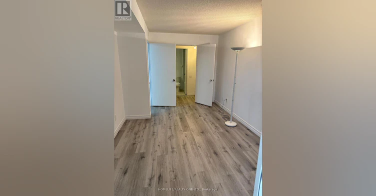 202-2466 Eglinton Avenue E, Toronto, ON, M1K 5J8 - 3
