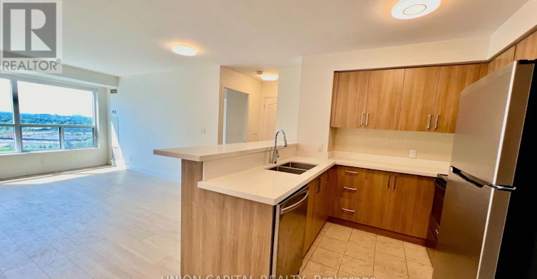 1907-38 Lee Centre Drive, Toronto, ON, M1H 3J7 - 3