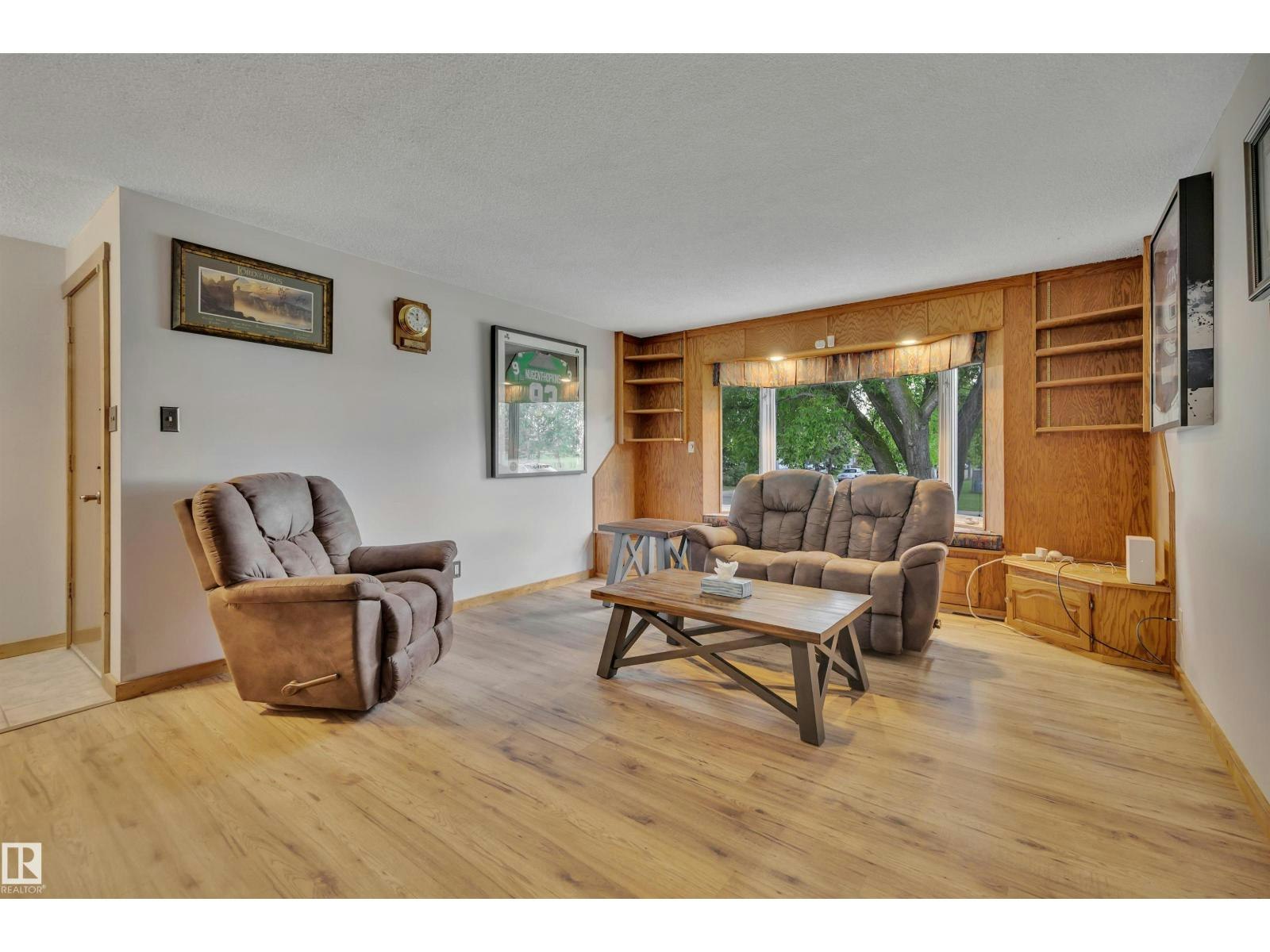 13327 73 Street NW - 4