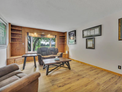 13327 73 Street NW - 3