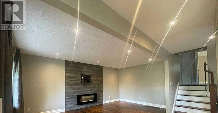 2131 Sunnyvale Drive, Oakville, ON, L6L 1W6 - 4