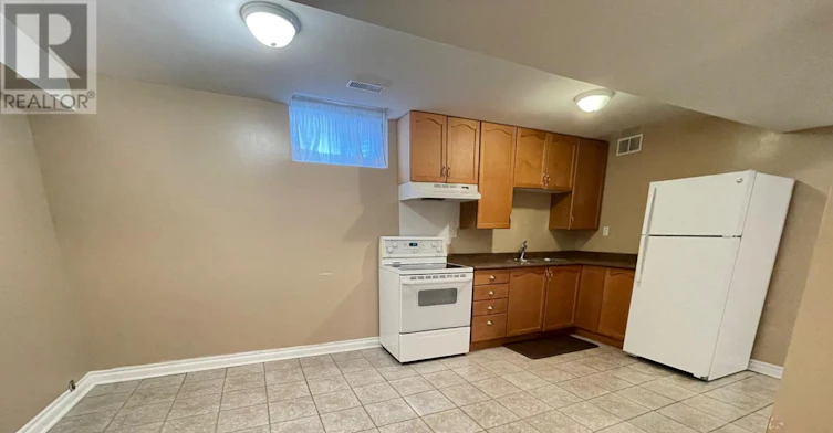 BSMT-176 Kingsview Drive, Vaughan, ON, L4H 2Z3