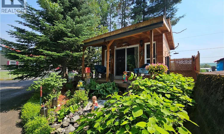 23 Ouellette Lane