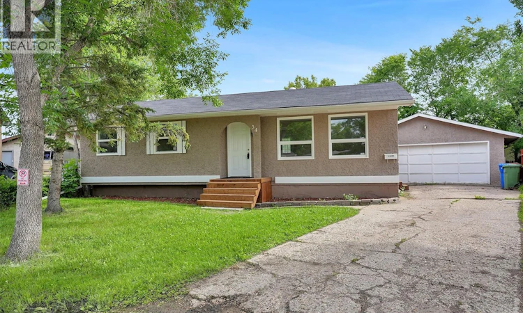 34 Armstrong Bay