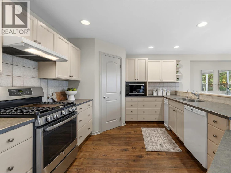 123-2365 Stillingfleet Road, Kelowna, BC, V1W 4X5 - 13