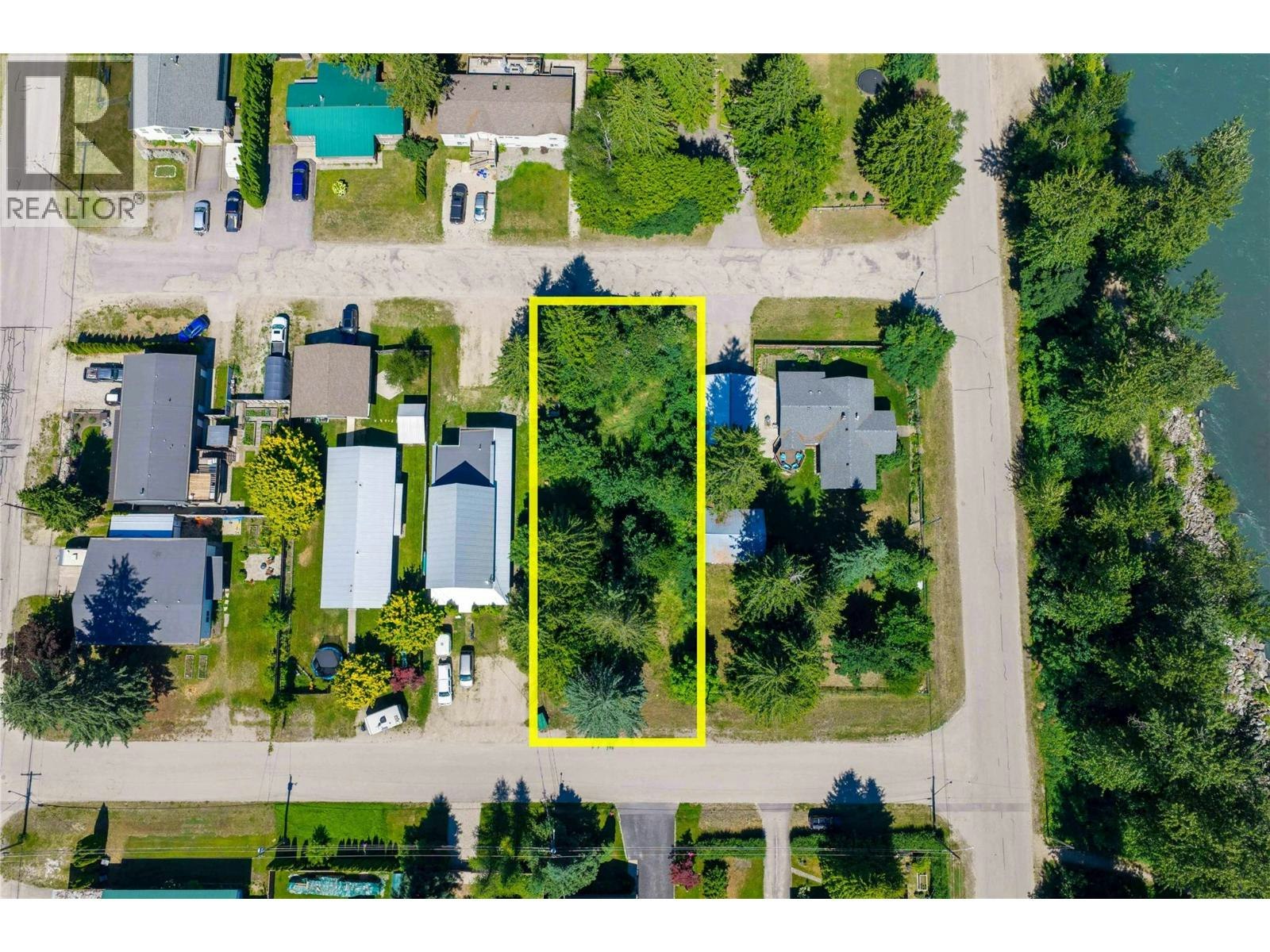 1206 Carlson Street, Revelstoke, BC, V0E 2S0