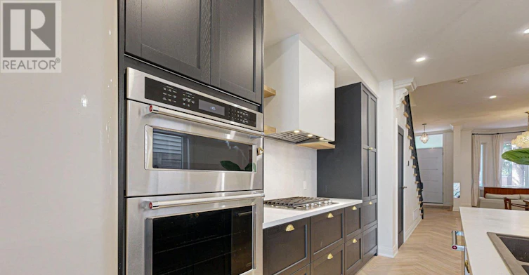 81 Major Street, Toronto, ON, M6S 2K9 - 14