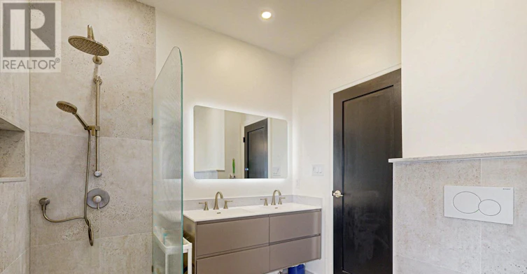 81 Major Street, Toronto, ON, M6S 2K9 - 25