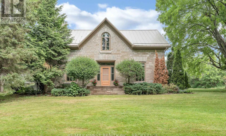 4247 Henderson Road