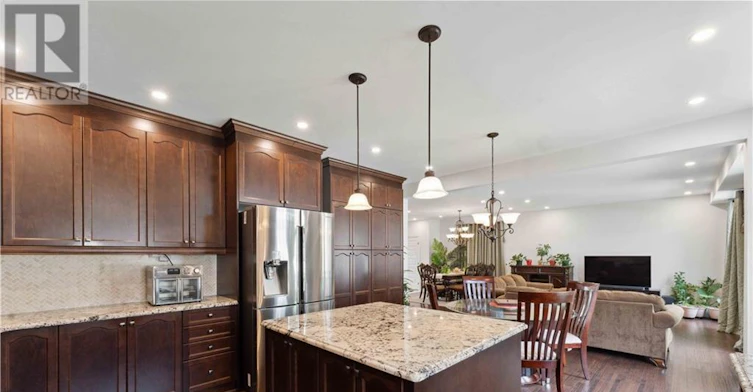 546 Peerless Street, Ottawa, ON, K2J 5P9 - 9