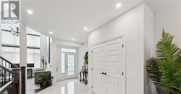 546 Peerless Street, Ottawa, ON, K2J 5P9 - 2