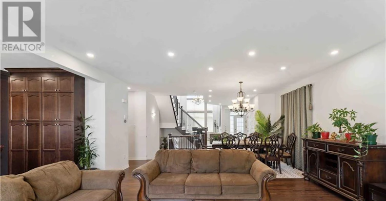 546 Peerless Street, Ottawa, ON, K2J 5P9 - 5
