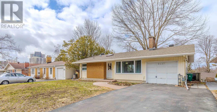 2437 Baseline Road, Ottawa, ON, K2C 0E3 - 2