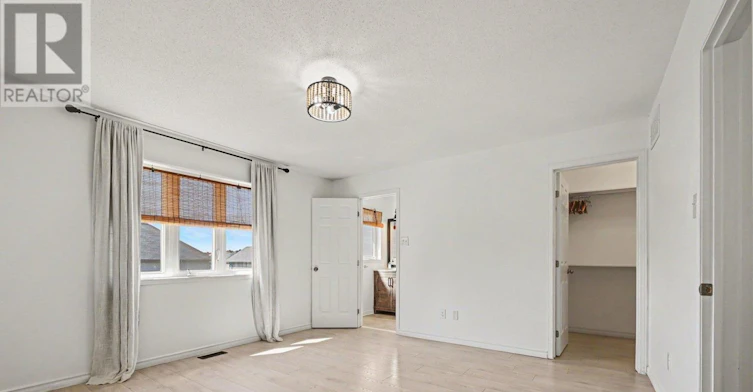 218 Rolling Meadow Crescent, Ottawa, ON, K1W 0B1 - 12