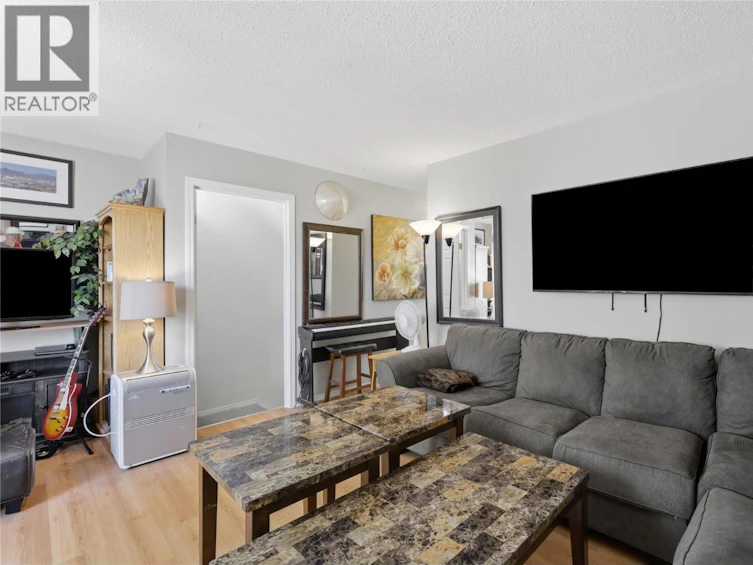 36-1605 Summit Drive, Kamloops, BC, V2E 2A5 - 9
