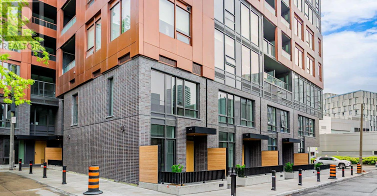 TH109-28 Eastern Avenue, Toronto, ON, M5A 0Y2 - 3