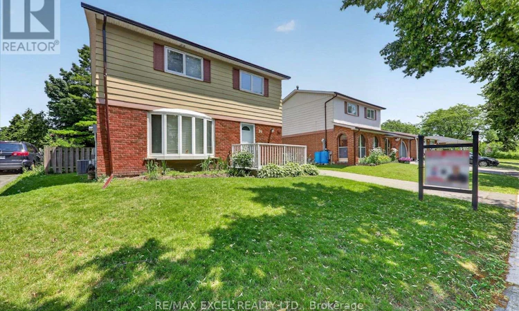 26 Lighthall Crescent