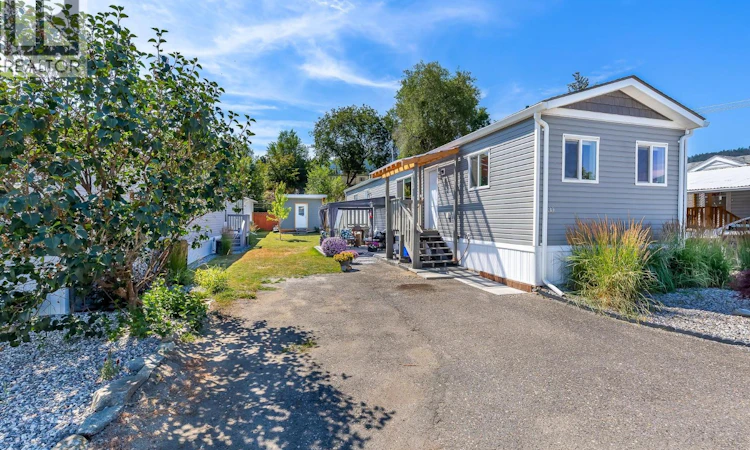 30-6902 Okanagan Landing Road