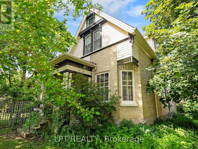 277 Andrew Street - 3