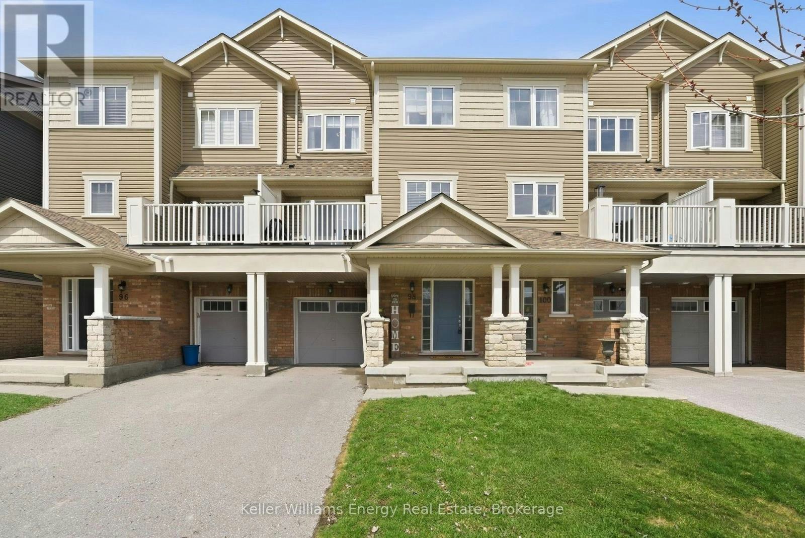 98 Tabaret Crescent, Oshawa, ON, L1L 0G5
