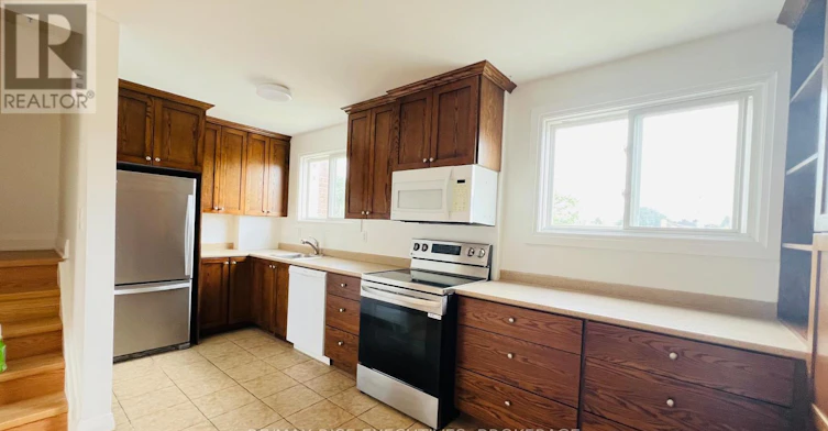 863 Datzell Lane, Kingston, ON, K7M 7P9 - 4